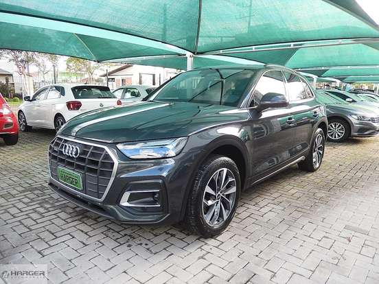 AUDI-Q5-2022
