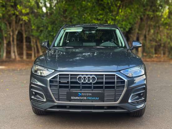 AUDI-Q5-2022