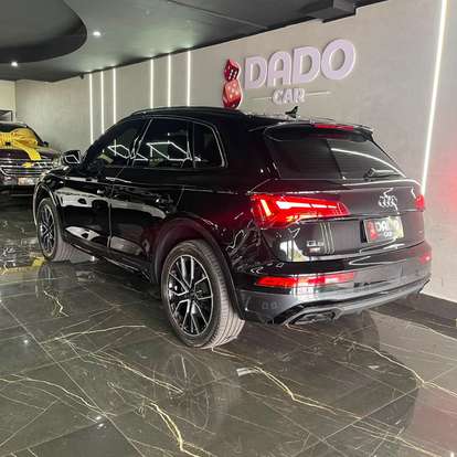 AUDI-Q5-2023