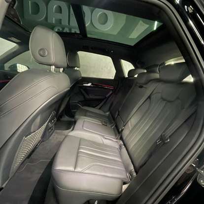 AUDI-Q5-2023