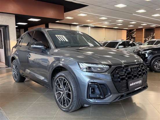 AUDI-Q5-2023
