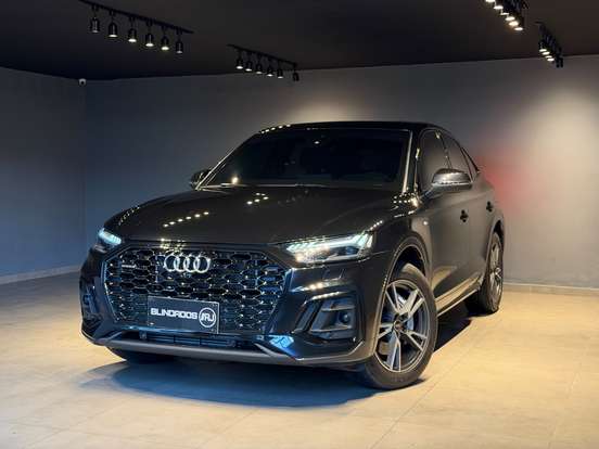 AUDI-Q5-2023