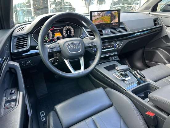 AUDI-Q5-2024