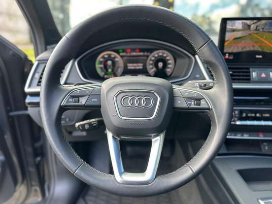 AUDI-Q5-2024