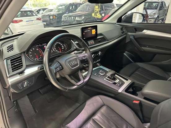AUDI-Q5-2.0 TFSI GASOLINA SECURITY S TRONIC AUDI-Q5-2019