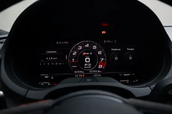 AUDI-RS3-2017