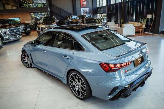 AUDI-RS3-2025