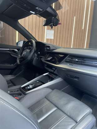 AUDI-A3-2022