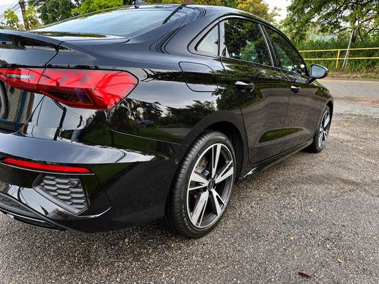 AUDI-A3-2023