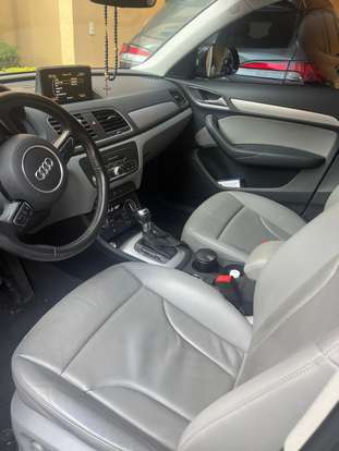 AUDI-Q3-2018