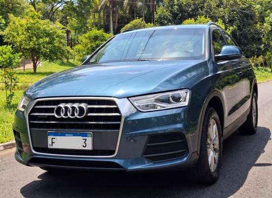 AUDI-Q3-2015