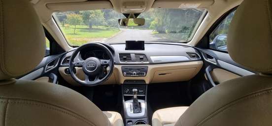 AUDI-Q3-2015