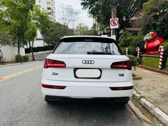 AUDI-Q5-2017
