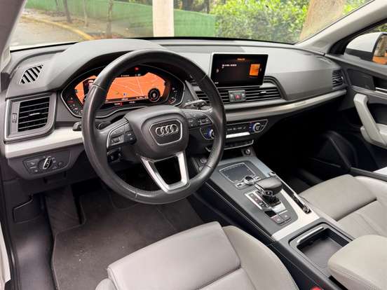 AUDI-Q5-2017