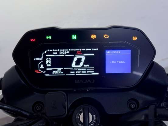 BAJAJ-DOMINAR NS400Z-2025
