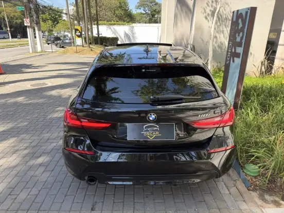 BMW-118i-1.5 12V GASOLINA SPORT GP STEPTRONIC BMW-118i-2021