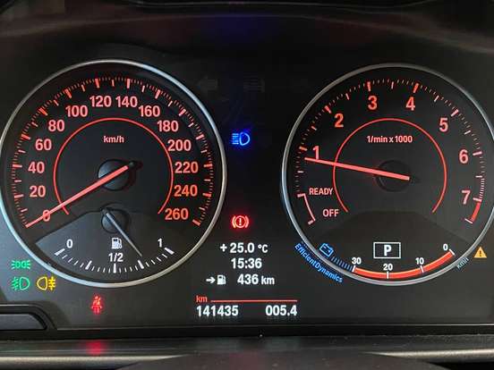 BMW-118i-1.6 FULL 16V TURBO GASOLINA 4P AUTOMÁTICO BMW-118i-2013