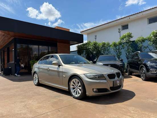 BMW-320i-2.0 16V GASOLINA 4P AUTOMÁTICO BMW-320i-2010