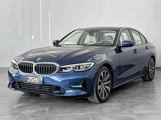 BMW-320i-2021