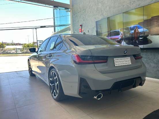 BMW-320i-2.0 16V TURBO FLEX M SPORT AUTOMÁTICO BMW-320i-2025
