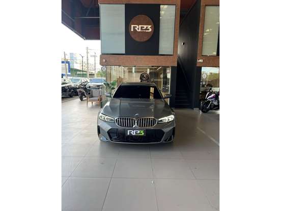 BMW-320i-2024