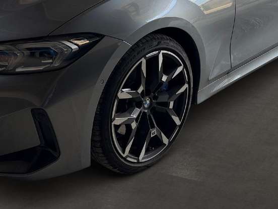 BMW-320i-2.0 16V TURBO FLEX M SPORT AUTOMÁTICO BMW-320i-2026