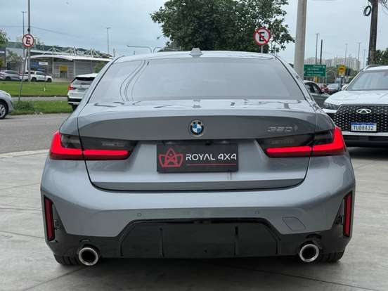 BMW-320i-2.0 16V TURBO FLEX M SPORT AUTOMÁTICO BMW-320i-2024