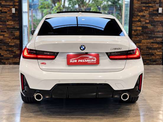 BMW-320i-2025