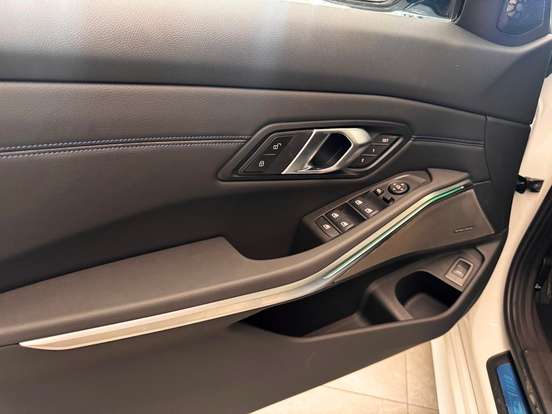 BMW-320i-2.0 16V TURBO FLEX M SPORT AUTOMÁTICO BMW-320i-2026