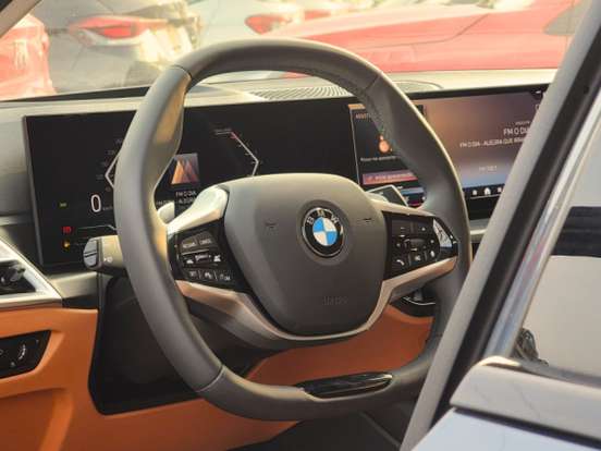 BMW-320i-2025