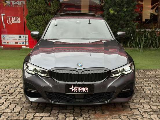 BMW-320i-2019