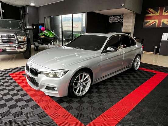 BMW-320i-2018