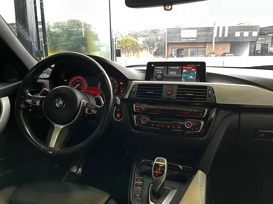 BMW-320i-2.0 M SPORT GP 16V TURBO ACTIVE FLEX 4P AUTOMÁTICO BMW-320i-2018