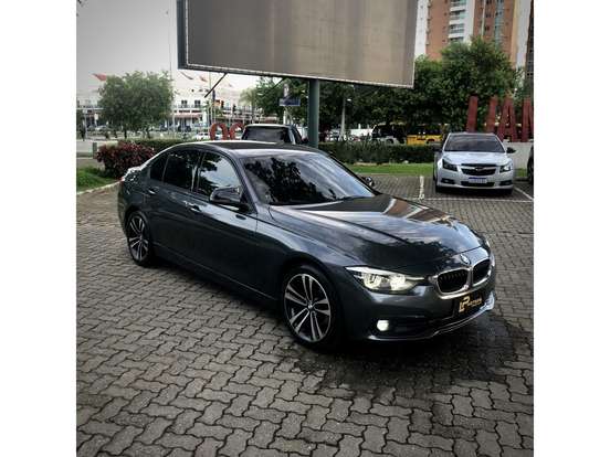 BMW-320i-2018