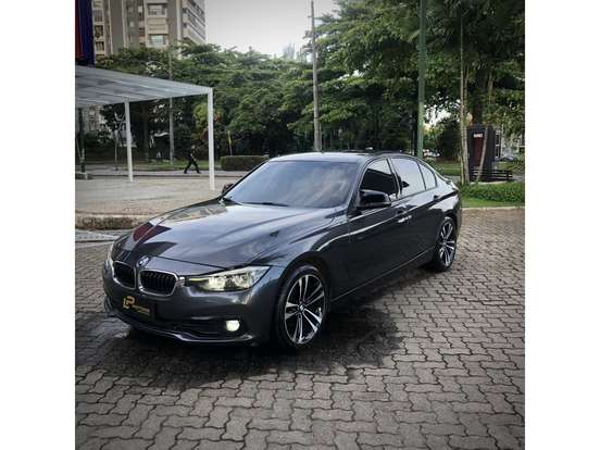 BMW-320i-2018