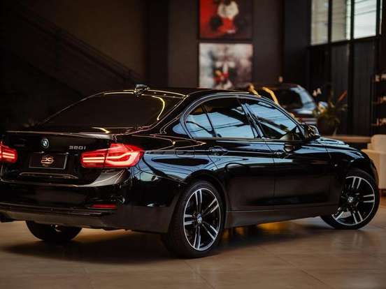 BMW-320i-2.0 SPORT 16V TURBO ACTIVE FLEX 4P AUTOMÁTICO BMW-320i-2016