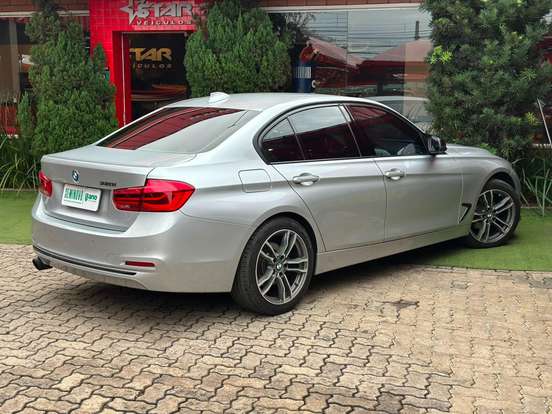 BMW-320i-2.0 SPORT GP 16V TURBO ACTIVE FLEX 4P AUTOMÁTICO BMW-320i-2017