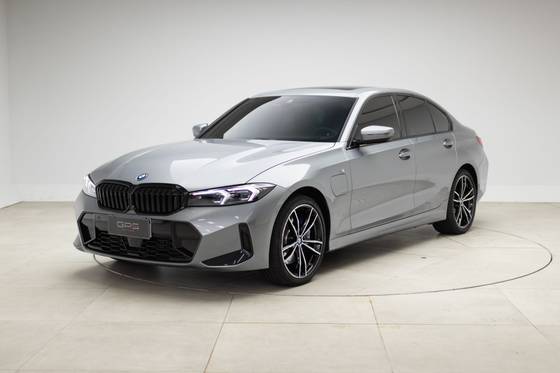 BMW 330e 2.0 16V TURBO HÍBRIDO M SPORT AUTOMÁTICO