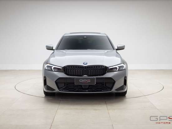 BMW-330e-2.0 16V TURBO HÍBRIDO M SPORT AUTOMÁTICO BMW-330e-2024