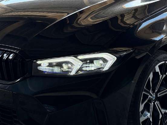 BMW-330e-2025