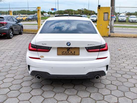 BMW-330e-2.0 16V TURBO HÍBRIDO M SPORT AUTOMÁTICO BMW-330e-2022