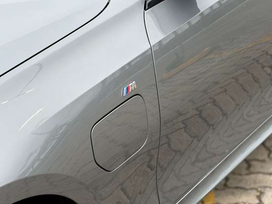 BMW-330e-2.0 16V TURBO HÍBRIDO M SPORT AUTOMÁTICO BMW-330e-2024