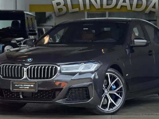 BMW-530e-2.0 16V TWINPOWER HÍBRIDO M SPORT AUTOMÁTICO BMW-530e-2021