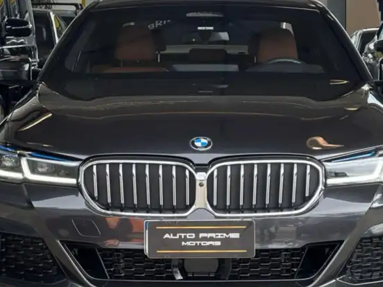 BMW-530e-2.0 16V TWINPOWER HÍBRIDO M SPORT AUTOMÁTICO BMW-530e-2021
