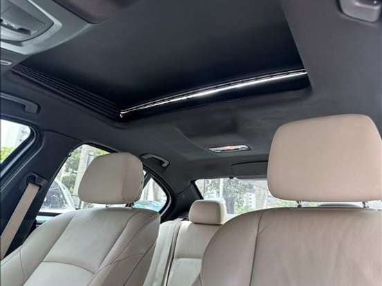 BMW-535i-3.0 SEDAN 6 CILINDROS 24V TURBO GASOLINA 4P AUTOMÁTICO BMW-535i-2013