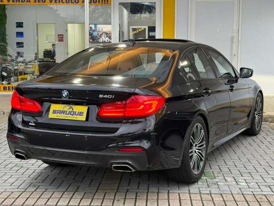 BMW-540i-2018
