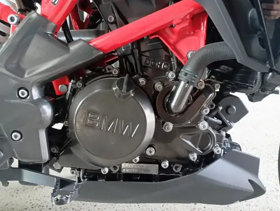 BMW-G 310 R-2024
