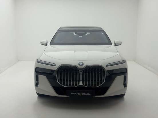 BMW-i7-2023