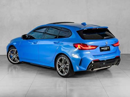 BMW-M 135i-2.0 16V TURBO GASOLINA XDRIVE AUTOMÁTICO BMW-M 135i-2019