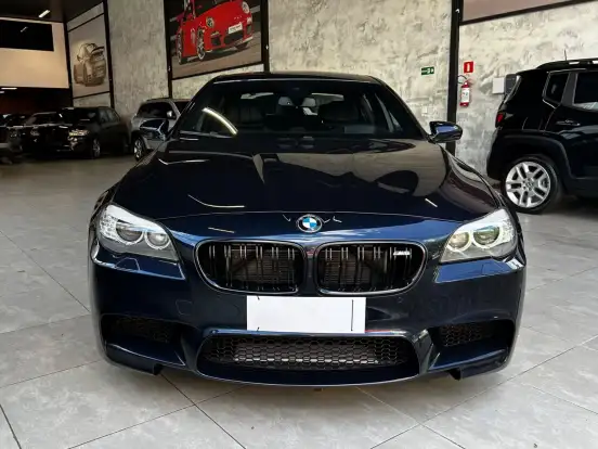 BMW-M5-4.4 V8 32V GASOLINA 4P AUTOMÁTICO BMW-M5-2012